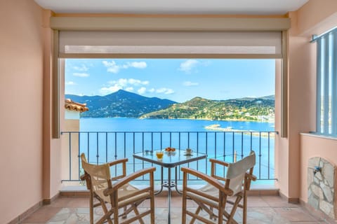 View (from property/room), Balcony/Terrace, Sea view, Breakfast, Continental breakfast