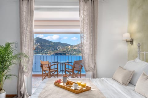 Bed, Bedroom, Sea view, Breakfast, Continental breakfast