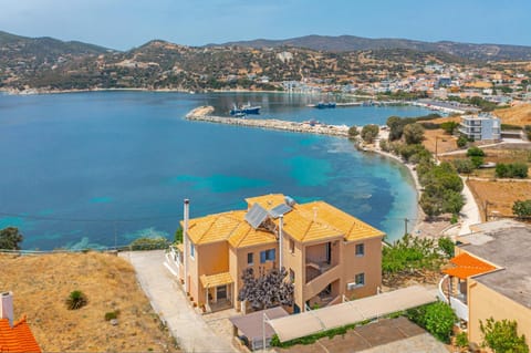 Property building, Day, Natural landscape, Bird's eye view, Beach, Sea view