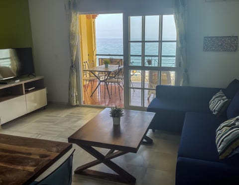 First line Beach apartment Condo in Río de Torrox