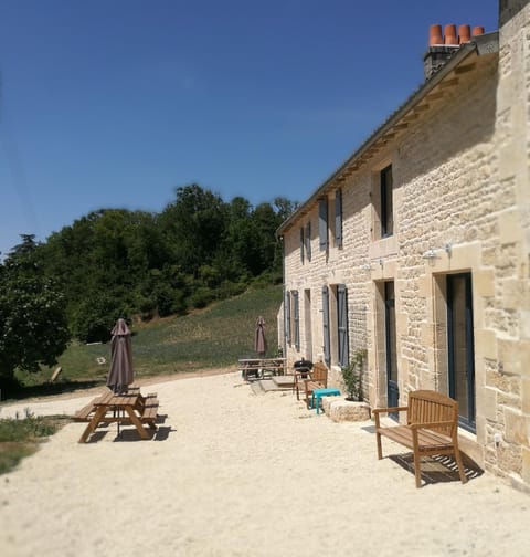 Château des Loups - Les Cyprès House in Pays de la Loire