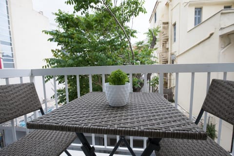 Rastoni Athens Suites near Acropolis at Tsatsou street Apartment in Plaka