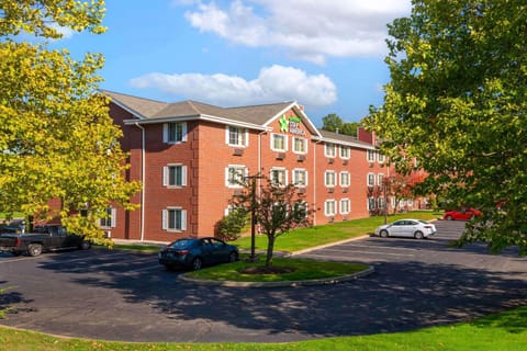 Extended Stay America Suites - Hartford - Farmington Hotel in New Britain