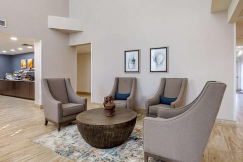 Comfort Suites near Birkdale Village - Huntersville Hotel in Cornelius