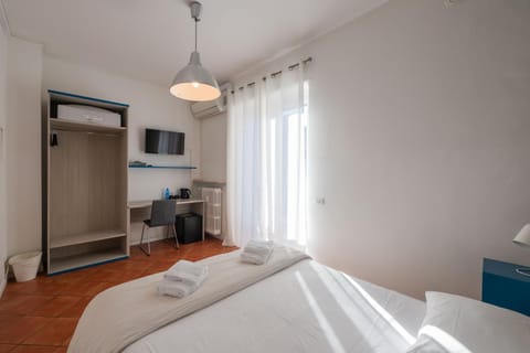 TV and multimedia, Bedroom, towels, air conditioner