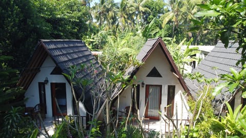 Jingga Bungalow Penida Campground/ 
RV Resort in Nusapenida