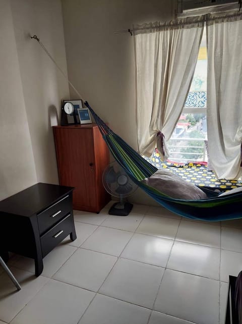 Cozy Studio @ One Capitol Condo 2nd St. Kapitolyo Flat hotel in Mandaluyong