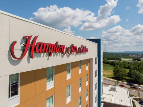 Hampton Inn & Suites by Hilton Nashville North Skyline Hotel in Madison