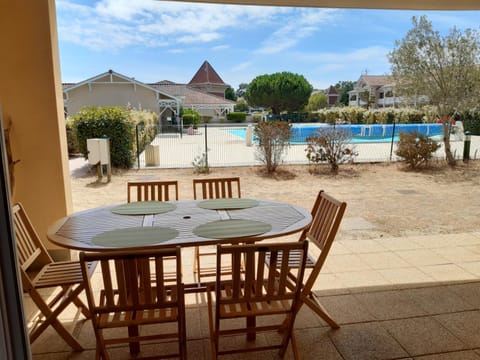 Appt 40m2 Résidence 3*** 10mn plages Condo in Soulac-sur-Mer