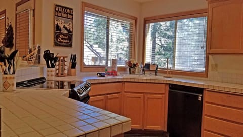 Topflite 15 House in Sunriver