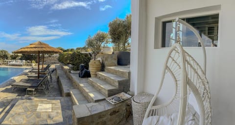 Manu Mykonos Next to the Beach Quality Brand Villa & Bungalows Hotel in Mykonos, Mikonos 846 00, Greece