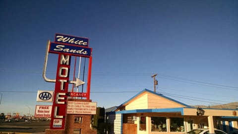 White Sands Motel Motel in Alamogordo
