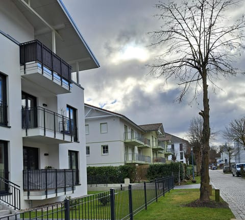 Meernahe Ferienwohnung direkt am Rhododendronpark Apartment in Graal-Müritz