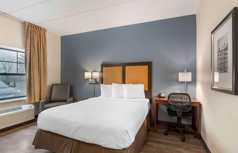 Extended Stay America Select Suites - Chicago - Lisle Hotel in Lisle