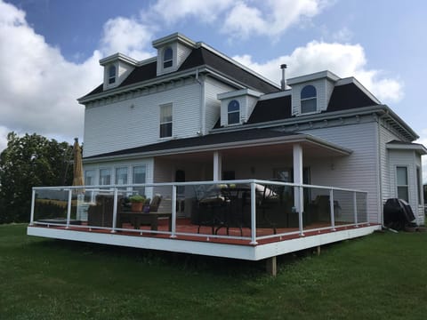 The New Glasgow Inn Chambre d’hôte in Prince Edward County