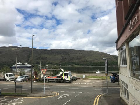 Prime location rooms in high street Hostel in Fort William