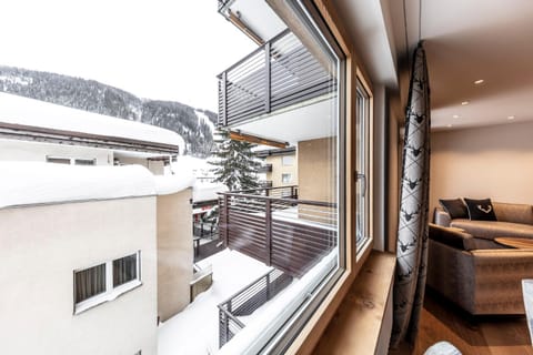 Unique Alpic style apartment in the heart of Davos Copropriété in Davos