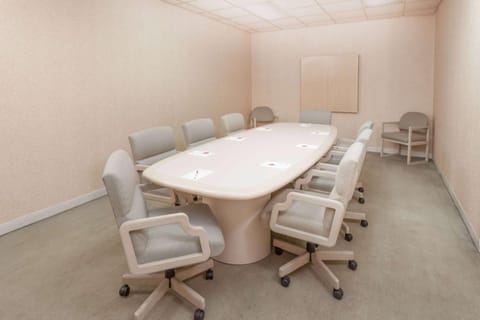 Meeting/conference room