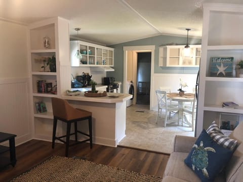 Beaufort SC New Renovation, Close to Parris Island, Historic Downtown, Beautiful Beaches, Sleeps 7 House in Beaufort