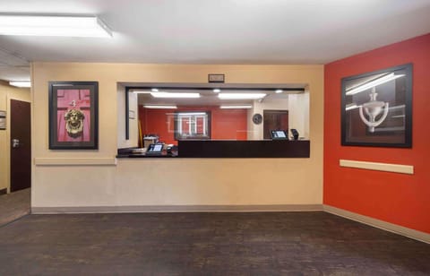 Extended Stay America Suites - Oklahoma City - Airport Hotel in Oklahoma City