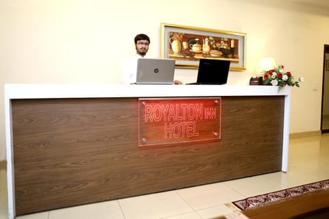 Royalton Inn Hotel Hôtel in Lahore
