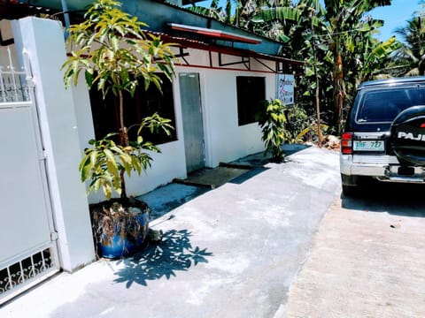 Andreas Homestay Condominio in Siargao Island