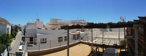 Neighbourhood, Balcony/Terrace, City view, Street view