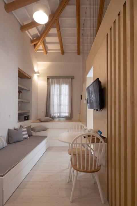 L Anima Boutique Suites Bed and Breakfast in Skiathos