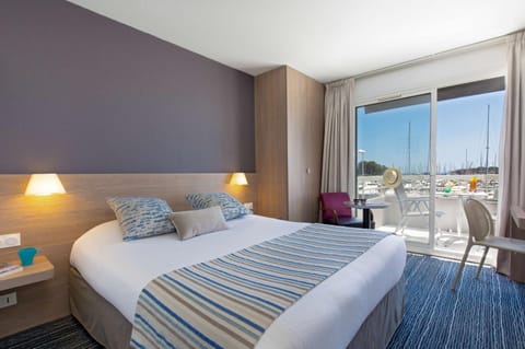 Best Western Plus La Marina Hotel in Saint-Raphael