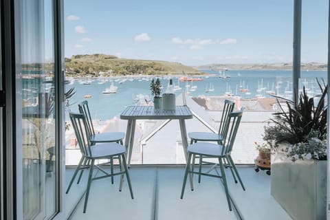 Balcony/Terrace, River view, Sea view