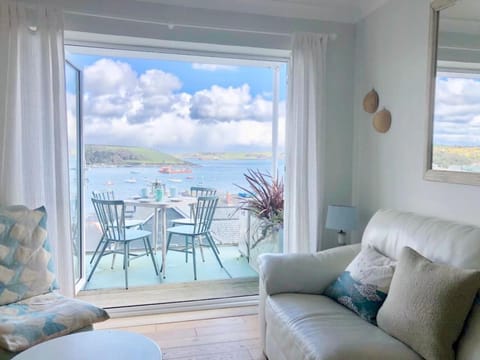 Balcony/Terrace, Living room, Sea view