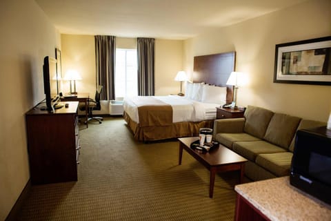 Cobblestone Hotel & Suites - Knoxville Hotel in Iowa