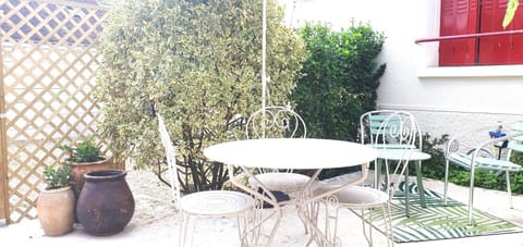 LA BIGOTTIERE DU PORT Bed and Breakfast in Centre-Val de Loire