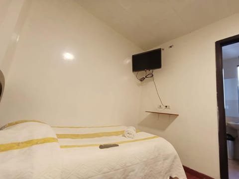 El Prado Capsule Hostel Capsule hotel in La Paz