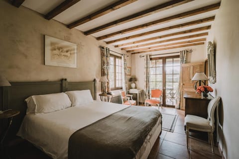 Le Domaine de Petiosse Bed and Breakfast in Saint-Julien-en-Born