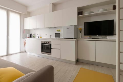 TV and multimedia, Kitchen or kitchenette, oven