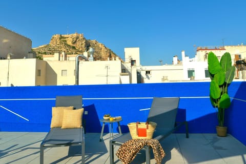 Balcony/Terrace, Landmark view, Swimming pool