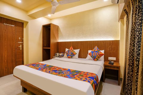 FabExpress Swagatham Residency Hotel in Maharashtra