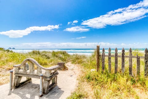 White Water Pines House in Rockaway Beach