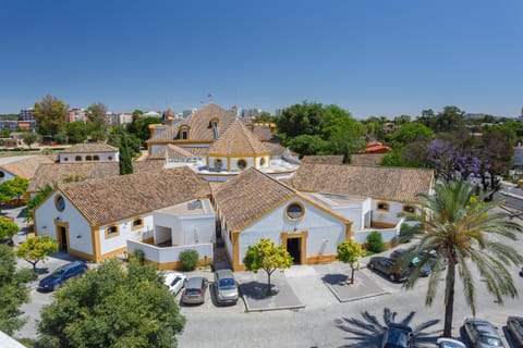 Nearby landmark, Neighbourhood, Bird's eye view, City view, Street view