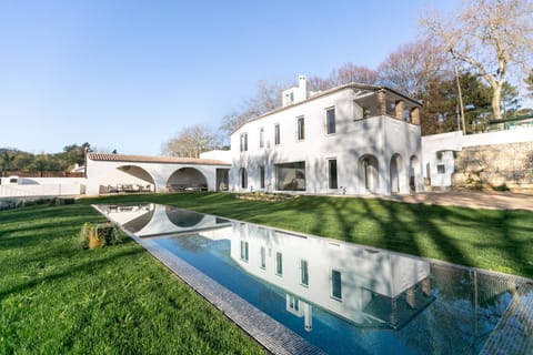 Property building, Garden, Garden view, Swimming pool