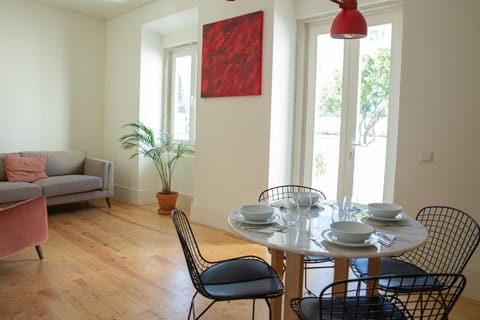 Living room, Dining area