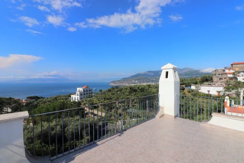 Balcony/Terrace, City view, Mountain view, Sea view