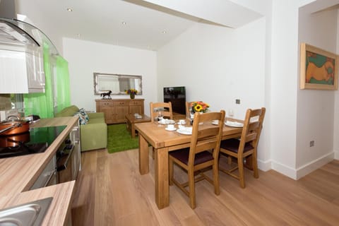 Best Luxury Apart Hotel in Oxford- Beechwood House Apartment hotel in Oxford