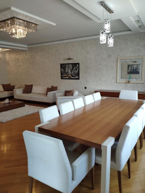 Family Nizami Apartment Eigentumswohnung in Baku