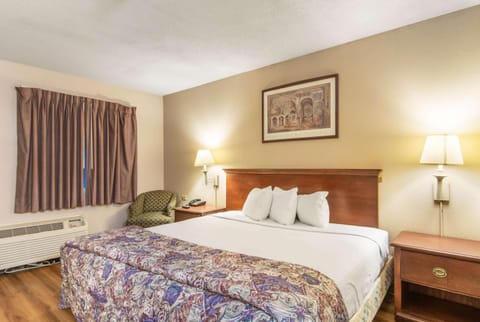 Photo of the whole room, Seating area, On site