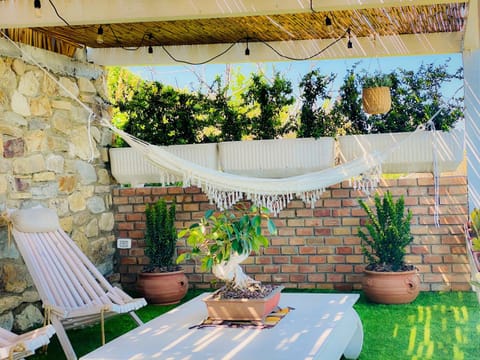 Patio, Garden view