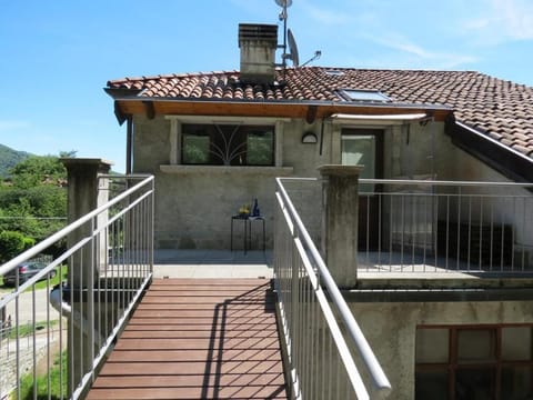 Property building, Facade/entrance, Off site