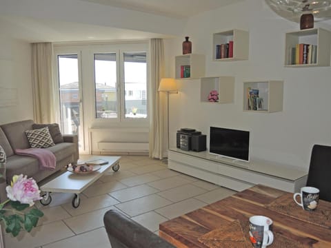 Fiore Rosa by Fewotessin Apartment in Ascona