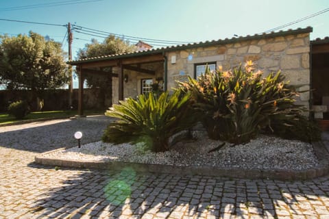Casa Largo do Porto - Country House with Swimming Pool House in Viana do Castelo District